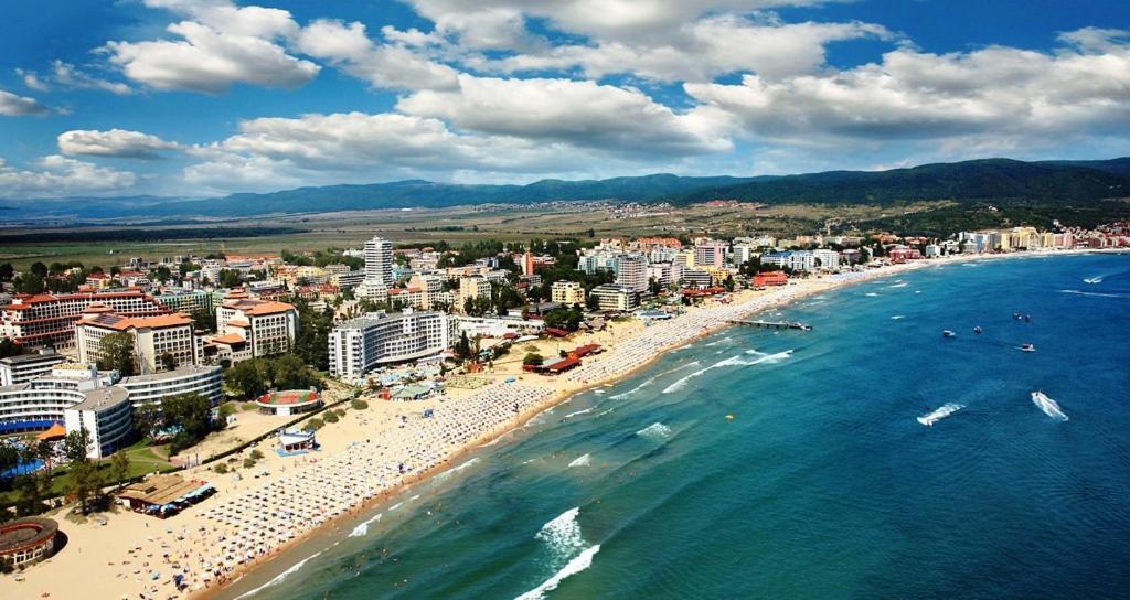 Royal Sun Holiday Apartments Sunny Beach Exterior photo